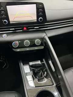 2023 Hyundai Elantra 1.5L CVT GLX Elite — фото 15