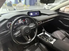 2022 Mazda Mazda3 2.0L AT, белый — фото 10