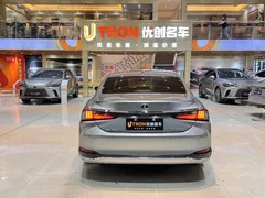 2022 Lexus ES 200 Excellence — фото 28