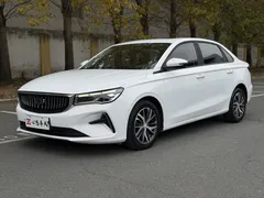 2022 Geely Emgrand 4th Gen 1.5L CVT Luxury, белый — фото 1