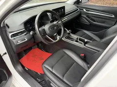 2022 Geely Emgrand 4th Gen 1.5L CVT Luxury, белый — фото 14