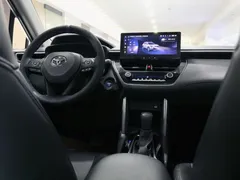 2023 Toyota Corolla Cross 2.0L CVT Elite, белый — фото 9