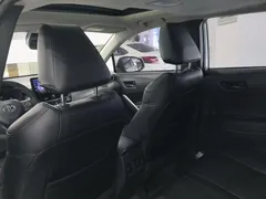 2023 Toyota Corolla Cross 2.0L CVT Elite, белый — фото 16