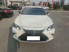2022 Lexus ES 200 Excellence, белый — фото 2