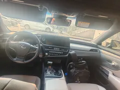 2022 Lexus ES 200 Excellence, белый — фото 6