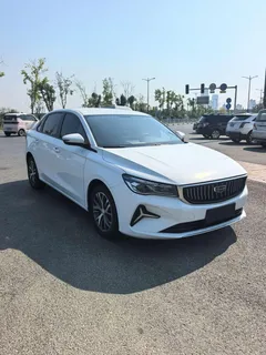2022 Geely Emgrand 1.5L CVT Elite 4th Gen, белый — фото 3