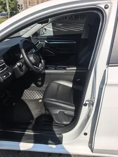 2022 Geely Emgrand 1.5L CVT Elite 4th Gen, белый — фото 8