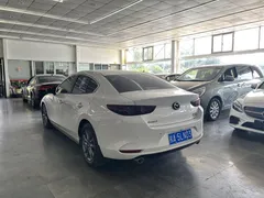 2023 Mazda Mazda3 2.0L AT, белый — фото 10