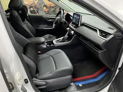 2022 Toyota Wildlander 2.0L 2WD Luxury Plus, белый — фото 11
