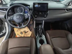 2022 Toyota Corolla Cross 2.0L Premium, белый — фото 4