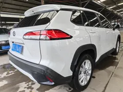 2022 Toyota Corolla Cross 2.0L Premium, белый — фото 6