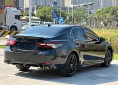 2023 Toyota Camry 2.0S Knight, чёрный — фото 4