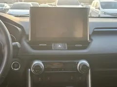 2021 Toyota RAV4 2.0L CVT 2WD Fashion Plus, белый — фото 14