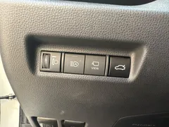 2021 Toyota RAV4 2.0L CVT 2WD Fashion Plus, белый — фото 18