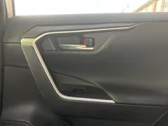 2021 Toyota RAV4 2.0L CVT 2WD Fashion Plus, белый — фото 20
