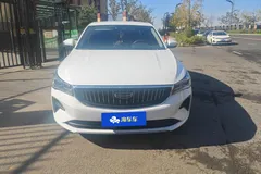 2022 Geely Emgrand 4th Gen 1.5L MT Luxury, белый — фото 3