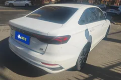 2022 Geely Emgrand 4th Gen 1.5L MT Luxury, белый — фото 9