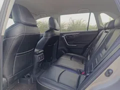 2022 Toyota RAV4 2.0L CVT 2WD Urban — фото 9