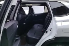 2023 Toyota Frontlander 2.0L CVT Luxury, белый — фото 13