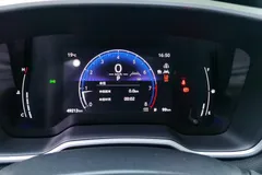 2023 Toyota Frontlander 2.0L CVT Luxury, белый — фото 16