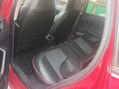 2023 Volkswagen Polo Plus 1.5L AT, красный — фото 12
