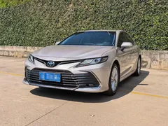 2021 Toyota Camry 2.0G Luxury — фото 1