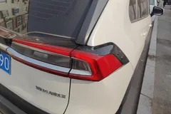 2022 Toyota Wildlander 2.0L 2WD Leading, белый — фото 7