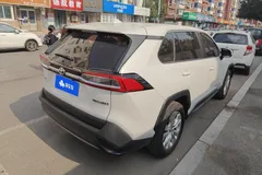 2022 Toyota Wildlander 2.0L 2WD Leading, белый — фото 8