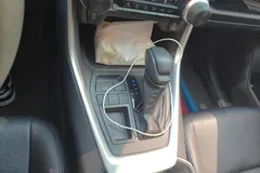 2022 Toyota Wildlander 2.0L 2WD Leading, белый — фото 15