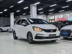 2022 Honda Fit 1.5L CVT Sunroof, белый — фото 3