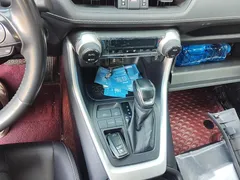 2021 Toyota Wildlander 2.0L 2WD Luxury — фото 8