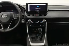 2023 Toyota RAV4 2.0L CVT 2WD Fashion Plus, белый — фото 15