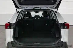 2023 Toyota RAV4 2.0L CVT 2WD Fashion Plus, белый — фото 19