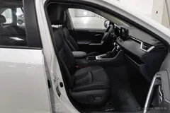 2023 Toyota RAV4 2.0L CVT 2WD Fashion Plus, белый — фото 21