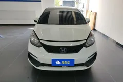2021 Honda Fit 1.5L CVT, белый — фото 2
