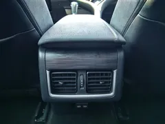 2023 Toyota Camry 2.0G Luxury, белый — фото 13