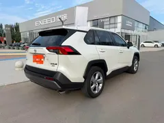 2021 Toyota RAV4 2.0L CVT 2WD Fashion Plus, белый — фото 9