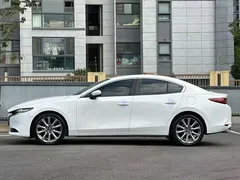 2021 Mazda Mazda3 2.0L AT, белый — фото 3