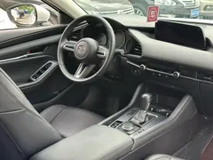 2021 Mazda Mazda3 2.0L AT, белый — фото 6