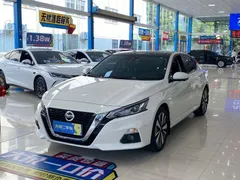 2021 Nissan Teana 2.0L XL Upper AD1, белый — фото 1