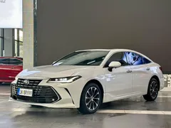 2022 Toyota Avalon 2.0L Luxury, белый — фото 1