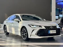 2022 Toyota Avalon 2.0L Luxury, белый — фото 3