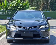 2021 Toyota Camry 2.0G Luxury, чёрный — фото 2