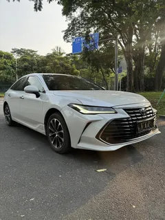 2023 Toyota Avalon 2.0L CVT Luxury, белый — фото 2