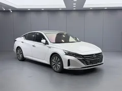 2022 Nissan Teana 2.0L XL-Upr Premium, белый — фото 3