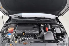 2022 Geely Emgrand 4th Gen 1.5L CVT Flagship — фото 4