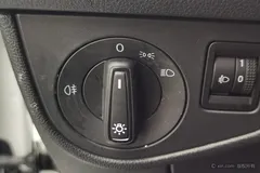 2023 Volkswagen Polo Plus 1.5L AT, белый — фото 24