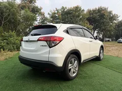 2022 Honda Vezel 1.5L CVT Elite, белый — фото 6