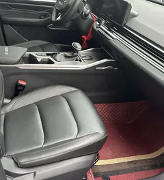 2022 Geely Emgrand 4th Gen 1.5L CVT Luxury, белый — фото 6