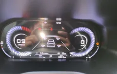 2022 Geely Emgrand 4th Gen 1.5L CVT Luxury, белый — фото 8